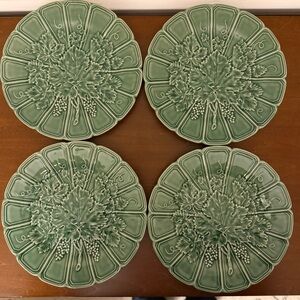 Bordallo Pinheiro Majolica Green Grape Leaf Scalloped Edge | Set of 4 | Portugal